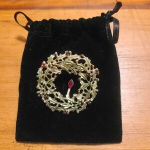Vintage Goldtone Holiday Wreath Christmas Candle Brooch Jewelry Pin
